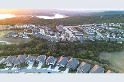 7804 Pace Ravine Drive, Lago Vista, TX 78645 - Photo 31