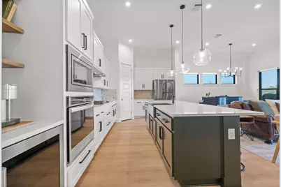 7804 Pace Ravine Drive, Lago Vista, TX 78645 - Photo 11