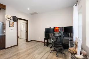 700 Co Rd 466, Elgin, TX 78621 - Photo 9