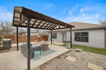 611 Elliott Street, Taylor, TX 76574 - Photo 27