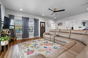 611 Elliott St, Taylor, TX 76574 - Photo 11