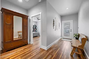 611 Elliott St, Taylor, TX 76574 - Photo 17