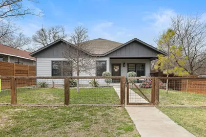 611 Elliott Street, Taylor, TX 76574 - Photo 1