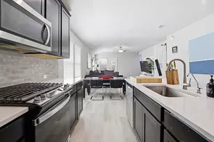 12206 Purple Prairie Ln, Buda, TX 78610 - Photo 5