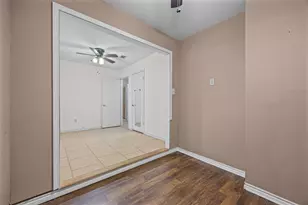 5318 Walnut Grove Dr, Austin, TX 78744 - Photo 11