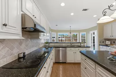 10609 Skyflower Drive, Austin, TX 78759 - Photo 9