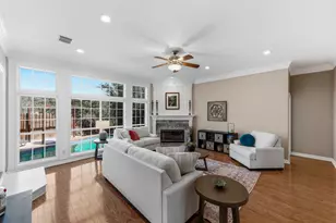 10609 Skyflower Dr, Austin, TX 78759 - Photo 3