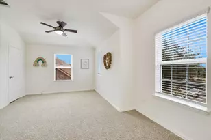 115 Mollie Dr, Hutto, TX 78634 - Photo 17