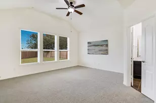 115 Mollie Dr, Hutto, TX 78634 - Photo 13