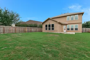 115 Mollie Dr, Hutto, TX 78634 - Photo 5