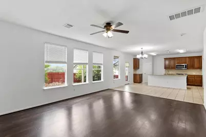 2001 Stephanne Creek Cove, Austin, TX 78744 - Photo 7