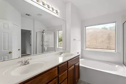 2001 Stephanne Creek Cove, Austin, TX 78744 - Photo 25