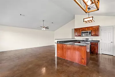 1325 County Road 269, Oglesby, TX 76561 - Photo 7