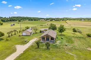 1325 Co Rd 269, Oglesby, TX 76561 - Photo 25