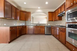 1709 Greenside Trail, Round Rock, TX 78665 - Photo 21