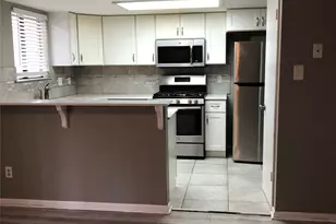 8009 Parliament Pl, Austin, TX 78759 - Photo 9