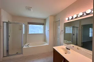 6708 Bancroft Woods Dr, Austin, TX 78729 - Photo 23