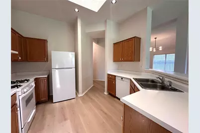 6708 Bancroft Woods Drive, Austin, TX 78729 - Photo 15