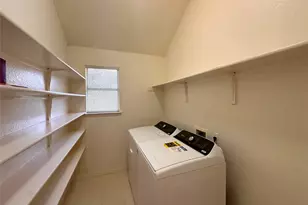 6708 Bancroft Woods Dr, Austin, TX 78729 - Photo 25