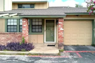 910 E Meadowmere Ln S, Austin, TX 78758 - Photo 27