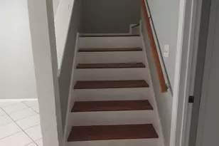 910 E Meadowmere Ln S, Austin, TX 78758 - Photo 15