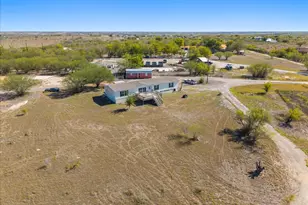 1307 Graef Rd, Kyle, TX 78640 - Photo 3