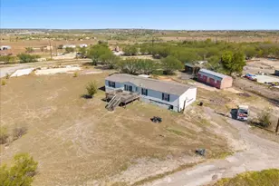 1307 Graef Rd, Kyle, TX 78640 - Photo 9