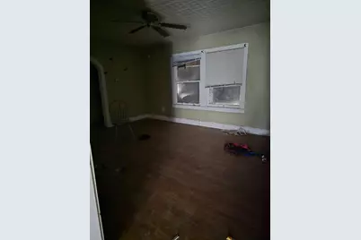 914 Porter Street, Taylor, TX 76574 - Photo 11