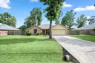 6707 Woodland Oaks, Magnolia, TX 77354 - Photo 1