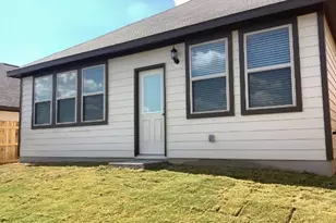 197 Nettletree Dr, Buda, TX 78610 - Photo 23
