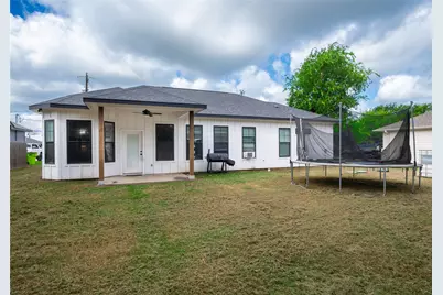 108 W Keomuku Lane, Bastrop, TX 78602 - Photo 23