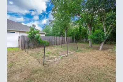 108 W Keomuku Lane, Bastrop, TX 78602 - Photo 27