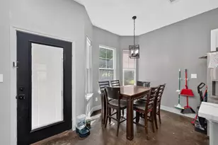 108 W Keomuku Ln, Bastrop, TX 78602 - Photo 7