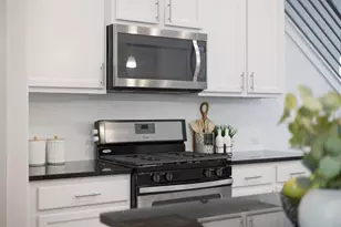 2315 Capulet St, Austin, TX 78741 - Photo 7