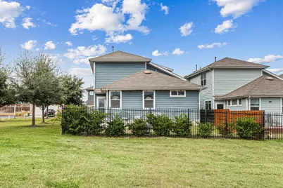 2315 Capulet Street, Austin, TX 78741 - Photo 33