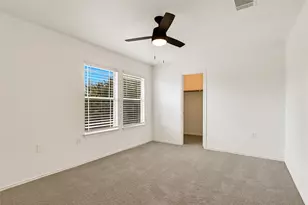 1628 Poppy Seed Ln, Austin, TX 78741 - Photo 13