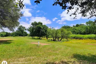 601 E Austin Ave, Llano, TX 78643 - Photo 3