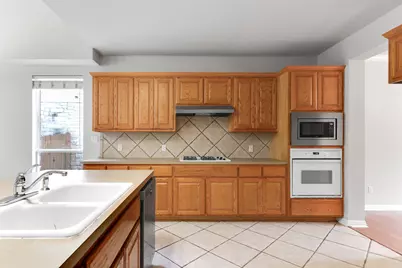 11133 Sandstone Trail, Austin, TX 78750 - Photo 13