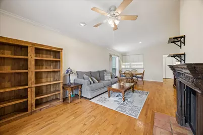 409 E 38th Street #302, Austin, TX 78705 - Photo 5