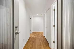409 E 38th St, Austin, TX 78705 - Photo 25