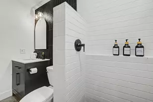2202 Santa Rosa St, Austin, TX 78702 - Photo 25