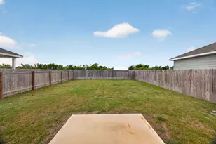 507 Redfish Ln, Hutto, TX 78634 - Photo 19