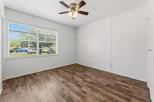 6601 Stonleigh Pl, Austin, TX 78744 - Photo 13