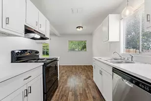6601 Stonleigh Pl, Austin, TX 78744 - Photo 7