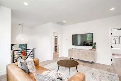 400 Krebs Lane, Austin, TX 78704 - Photo 13