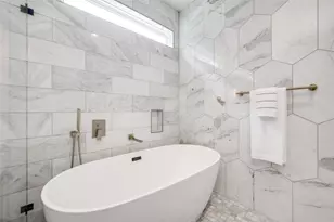 400 Krebs Ln, Austin, TX 78704 - Photo 19