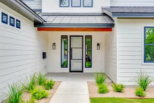 400 Krebs Ln, Austin, TX 78704 - Photo 3