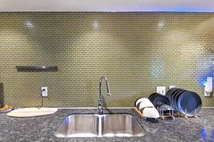2200 Dickson Dr, Austin, TX 78704 - Photo 19