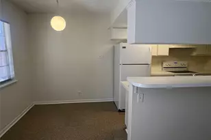 1410 W N Loop Blvd, Austin, TX 78756 - Photo 15