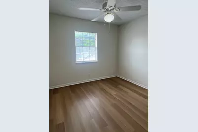 1410 W North Loop Boulevard #102, Austin, TX 78756 - Photo 21